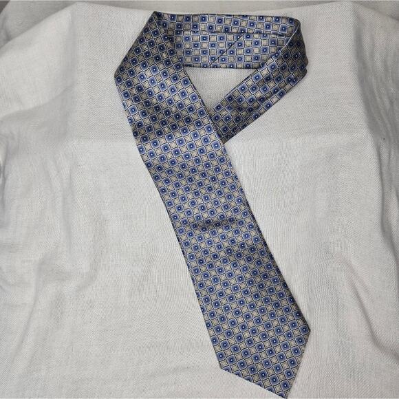 PIERRE CARDIN 100% Silk Elegant Blue and Gray Patterned Men's Tie - Picture 6 of 6